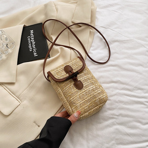 กระเป๋าใส่โทรศัพท์มือถือแบบลำลองแนววินเทจสำหรับผู้หญิงเทรนด์ใหม่สายโพลีเอสเตอร์สีแดงมีซิปเส้นเดียว - Product Image 5