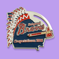 Épinglettes de l'équipe de baseball en métal personnalisées épingles en émail poli avec impression UV casquette épingles à collectionner avec logo sportif sur le thème