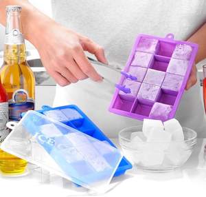 Großhandel Maßgefertigte Mini-Zangen in Handform aus Silikon für Kinder zum Servieren von Zuckerwürfeln und Speisen - Product Image 6