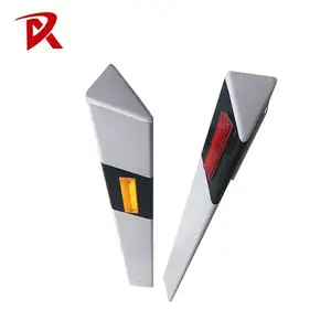 Postes delineadores de poste de PVC, triángulos de seguridad reflectantes para carretera