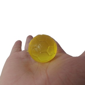 ลูกบาศก์บีบเล่นขนาด 1.2 นิ้ว 4 ชิ้น ยี่ห้อ Schylling รุ่น Nice Cube Stress Maltose Needoh Baby Cube Squishy Ice Cube ของเล่นบีบสำหรับฮาโลวีนและคริสต์มาส - Product Image 3