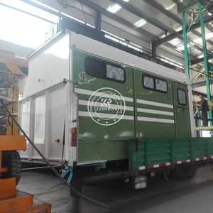 Remolque Semirremolque para Caballos con Ángulo de 2/3, Galvanizado en Caliente, Personalizado, Modelo 2025, Remolque de Transporte de Caballos con Carga en Ángulo 3HAL-S - Product Image 2