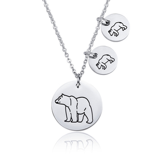 Acier inoxydable Nouveau Design De Mode <span class=keywords><strong>Trois</strong></span> Pièces Pendentif Gravé Papa Maman Ours Collier pour Fête Des Mères Cadeaux Femmes Bijoux - Product Image 1
