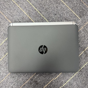 Portátil empresarial reacondicionado H-P ProBook 430 G2 i7 de 4.ª generación, 4 GB, SSD de 128 GB, pantalla táctil Full HD de 13,3 pulgadas, teclado en inglés. - Product Image 2