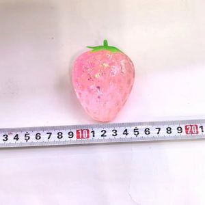 Jouet anti-stress personnalisé - Fidget Toy à presser en maltose saveur fraise - Jouet créatif réaliste en forme de fruit à récupération lente pour soulager le stress - Jouet Mochi - Product Image 5
