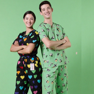 Conjuntos de uniformes de algodón con estampado personalizado 2025, transpirables, de moda, de alta calidad, para enfermera, exfoliante Dental, accesorios de uso hospitalario - Product Image 6