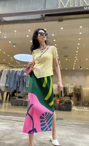 2023 d'été Couston Offre Spéciale Plissé Miyake Taille Haute Plissée <span class=keywords><strong>Mi</strong></span> <span class=keywords><strong>Longue</strong></span> Fente Femmes <span class=keywords><strong>jupe</strong></span> Droite <span class=keywords><strong>Tube</strong></span> De <span class=keywords><strong>Jupe</strong></span> - Product Image 5