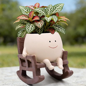 <span class=keywords><strong>Pot</strong></span> de fleurs <span class=keywords><strong>en</strong></span> résine <span class=keywords><strong>en</strong></span> forme de chaise à bascule avec visage souriant pour plantes d'intérieur et d'extérieur, petits pots de plantes uniques pour succulentes - Product Image 1