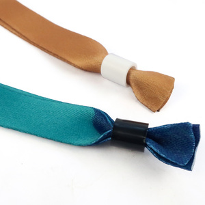 Khuyến mại bên Nhà cung cấp tùy chỉnh vải Vòng đeo tay lễ hội vải lối vào vé Ban nhạc cổ tay sự kiện satin buổi hòa nhạc dây đeo cổ tay - Product Image 5