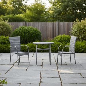 Set da Pranzo da Giardino in Polyrattan Grigio, Arredamento Moderno da Esterno Compatto con Telaio in Metallo per 2 Persone - Product Image 2