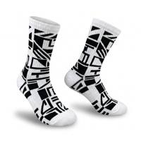 Chaussettes de compression athlétiques professionnelles personnalisées, chaussettes de course de haute qualité, chaussettes de compression pour l'entraînement sportif