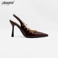 Chaussures à talons hauts confortables à bout pointu pour femme, style slingback, idéales pour le bureau – Nouvelle collection, MOQ 50 paires