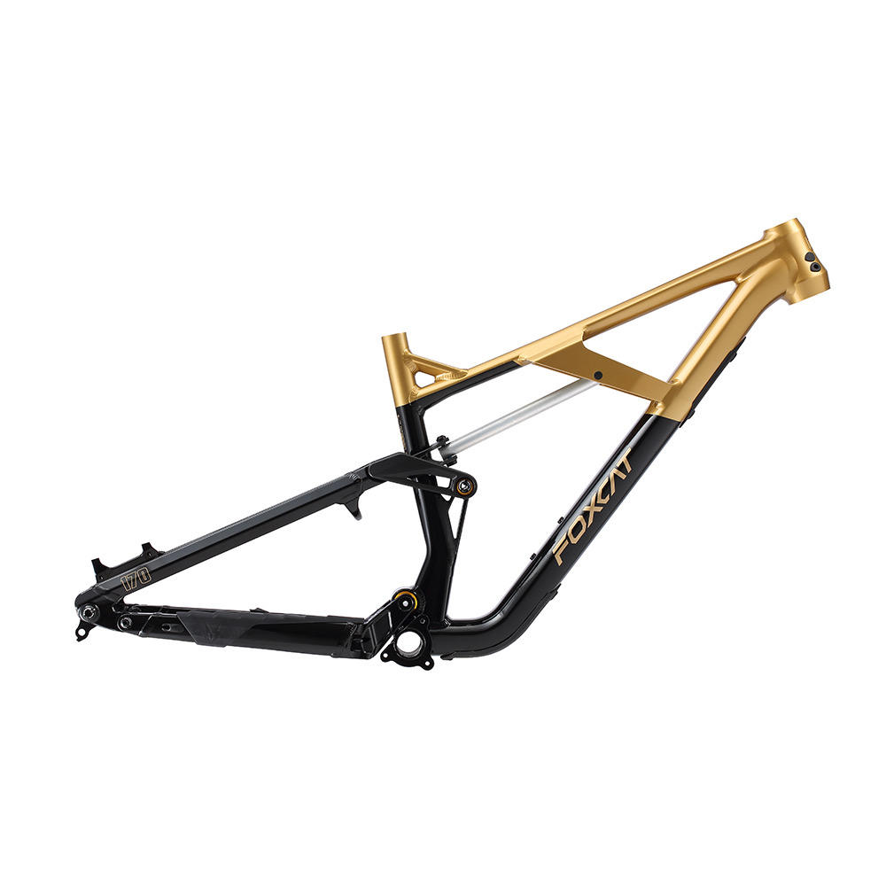 マウンテンバイク MTB カナダのアルミフレーム 部品多数 即乗り FOX