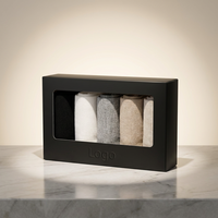 Boîte cadeau en papier kraft recyclable pour chaussettes, finition mate, pliable, emballage pour vêtements de marques de mode avec logo