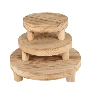 Stapelbarer Mini-Runder Holzhocker Sockel gestaffeltes Fach hölzerne Schaurollen geteilt in 3-stufige Holzständer Nist-Einzelregale