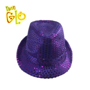 <span class=keywords><strong>Sombrero</strong></span> Fedora con Lentejuelas LED al por Mayor, Luces Intermitentes Coloridas para Graduación, Día <span class=keywords><strong>de</strong></span> San Valentín, Año Nuevo, Fiestas <span class=keywords><strong>de</strong></span> Acción <span class=keywords><strong>de</strong></span> Gracias - Product Image 2
