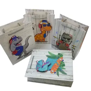 3D Cartoon Paper Bag Custom Print With Ribbon Handles