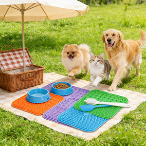 Bol pour animaux de compagnie en silicone écologique sans BPA, logo personnalisé, distributeur de nourriture lent, tapis à lécher, anti-étouffement, pour Noël, Pâques, accessoires pour chiens - Product Image 2