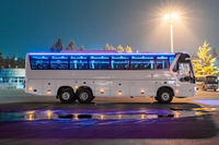 Bus passager de marque célèbre avec charge USB pour bus de luxe 70 places Bus climatisé Bus autocar avec toilettes
