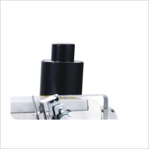 Machine à coudre industrielle à cylindre plat BT-600-01CB-UT pour fournisseur d'articles vestimentaires professionnels avec coupe-fil automatique - Product Image 3