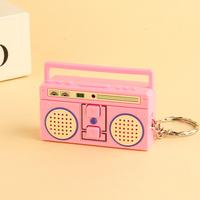Mini enregistreur de dessins animés porte-clés en PVC, jouet radio pour sac d'école, pendentif créatif, cadeau pour couples, petit cadeau en gros