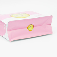 Sachet d'emballage plastique personnalisé à fond plat avec huit soudures latérales, refermable à fermeture éclair, pochette autoportante pour snacks et aliments secs