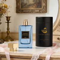 Flacon de parfum rectangulaire en verre rechargeable haut de gamme de 80 ml avec couvercle magnétique doré