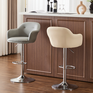 Chaise de luxe à dossier large en cuir souple avec base en métal au design moderne pour table de poker de casino et salle de jeux d'argent - Product Image 4