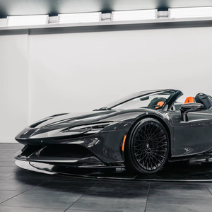 Vinilo Autoadhesivo para Envoltura de Autos CRYSTAL GLOSS DEEP NARDO GREY, Película Antiarañazos con Protección UV, Sin Burbujas, Cambia de Color - Product Image 3