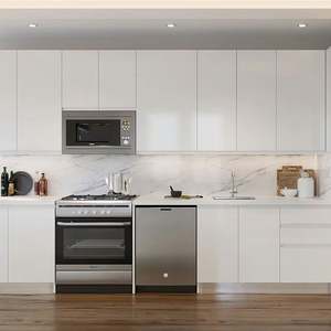 Meubles blancs, simples et haut de gamme sur mesure. Armoires multifonctionnelles avec service d'installation sur site. - Product Image 1