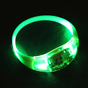 Recuerdo de Fiesta con Logotipo Personalizado, Pulsera de Silicona LED Activada por Sonido, Pulsera LED Activada por Movimiento para Conciertos - Product Image 4