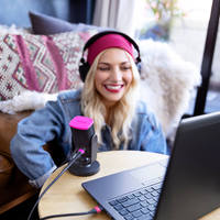 Microphone à condensateur filaire Rode NT-USB Mini - Léger, qualité studio pour téléphone, streaming en direct, karaoké, jeux en ligne