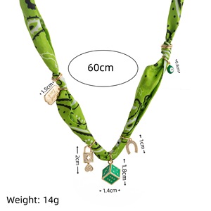 Collana Trendy Placcata <span class=keywords><strong>Oro</strong></span> con Ciondolo Geometrico in Corda di Velluto, Stella Marina, Pesce, Conchiglia e <span class=keywords><strong>Sole</strong></span> - Product Image 4