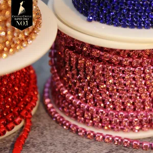Accessoires de confection de vêtements : Chaîne de strass en or et cristal de 2mm, 3mm, 4mm, 6mm au mètre pour robes, vêtements et chaussures - Product Image 4