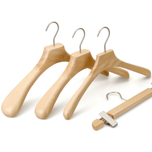 Perchas <span class=keywords><strong>de</strong></span> Madera Natural Personalizables LINDON OEM para Hoteles <span class=keywords><strong>de</strong></span> 5 Estrellas y Tiendas <span class=keywords><strong>de</strong></span> <span class=keywords><strong>Ropa</strong></span> <span class=keywords><strong>de</strong></span> Alta Gama - Product Image 6
