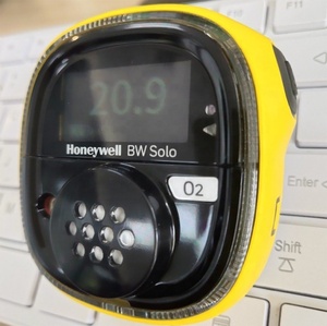 Détecteurs de gaz simples BW originaux les plus vendus – BW Lite SO2 Jaune - Product Image 5