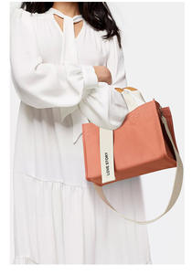 Sac fourre-tout en toile de coton à bandoulière unique, grande capacité, avec fermeture éclair et broderie de logo personnalisée, portable pour le shopping - Product Image 6