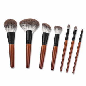 Juego de Brochas de Maquillaje de Pelo de Zorro de las Nieves de Lujo, Brochas Profesionales de Pelo Animal Natural para Polvo, Rubor, Iluminador y Sombra de Ojos, Logotipo Personalizado - Product Image 1