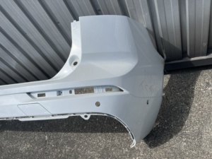 Parachoques Trasero Original Volvo XC60, Cristal Blanco, 6 PDC, Preparado para Pintura, Piezas de Repuesto para Vehículos - Product Image 3