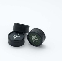 Cannacoast CC9 Broyeur d'herbes sèches rond simple en plastique avec taille personnalisée Fabriqué en Chine MOQ 1000 pièces