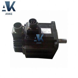 Servomotor YASKAWA nuevo de buena calidad, en stock, con caja nueva - Product Image 1