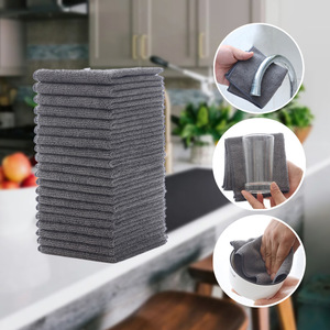 Paño de cocina antiadherente gris, absorbente y sin pelusas para limpiar ollas y sartenes - Product Image 2