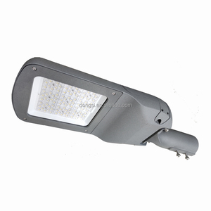 Farolas LED Inteligentes para Exteriores con Clasificación IP66, 50W 100W 150W 200W, Lámpara <span class=keywords><strong>de</strong></span> Estacionamiento, 5 Años <span class=keywords><strong>de</strong></span> Garantía, Ajustable, para Uso Comercial en Carreteras - Product Image 4