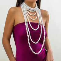 Collier européen américain élégant style baroque pour femmes multicouche tour de cou vintage français imitation perle diamant papillon