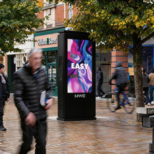 Kiosque d'affichage numérique extérieur MWE 86 pouces 75 pouces 4K IP65 3500 nits lisible en plein soleil avec système de refroidissement par air 65 75 - Product Image 4