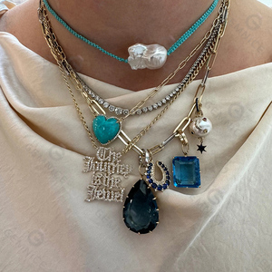 <span class=keywords><strong>Collana</strong></span> Gemnel personalizzata con ciondolo a <span class=keywords><strong>ferro</strong></span> <span class=keywords><strong>di</strong></span> <span class=keywords><strong>cavallo</strong></span> placcato oro con diamanti e gemme, stile raffinato - Product Image 2