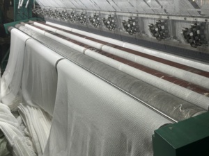 Credit Oceaanknooploze Visnetmachine Voor Knooploze Netinslag Inbrengen Polyester Geogrid Raschel Warp Breimachine - Product Image 4