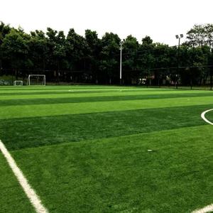 Erba Sintetica ad Alta Densità e Resistente 30mm/50mm per Campi Sportivi e Campi da Calcio in Plastica - Product Image 6