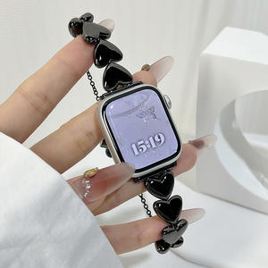 Correa de reloj de metal en forma de corazón de 38 40 41 42 44 45 49 mm, plateada, oro rosa, chapada en metal, para Apple Watch. - Product Image 4