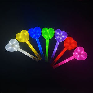 Baguette lumineuse LED en forme de cœur pour fête, concert, accessoires de soutien fluorescent, cadeau pour concerts - Product Image 1
